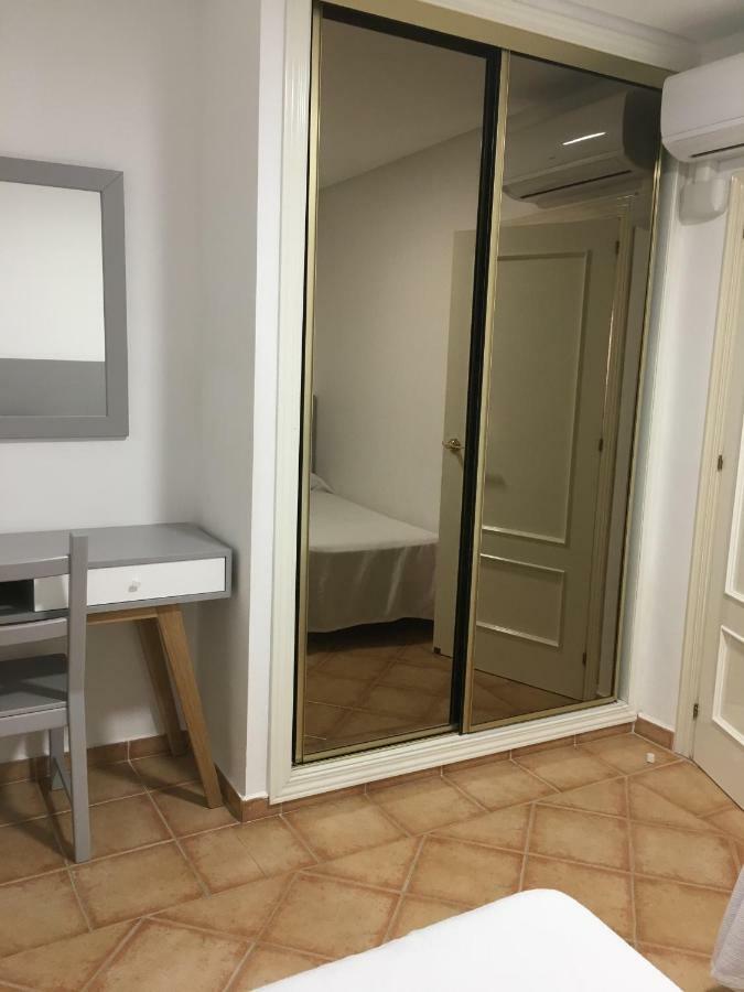 Apartamentos Jaen 8-ฟูเอนฮิโรลา ภายนอก รูปภาพ